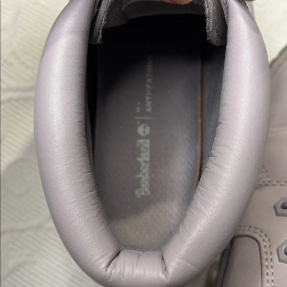 Timberland Women’s Nellie Chukka Light lavender ankle boots. 9. Nearly New. - Picture 12 of 14